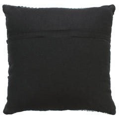 Set of 2 Accent Pillow 18 x 18, Inch - Quirked Elegance