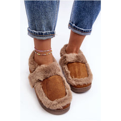 Slippers model 189097 Step in style - Quirked Elegance