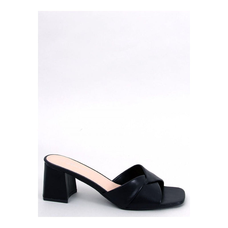 Women's Flip-flops Sandal Shoes - Quirked Elegance