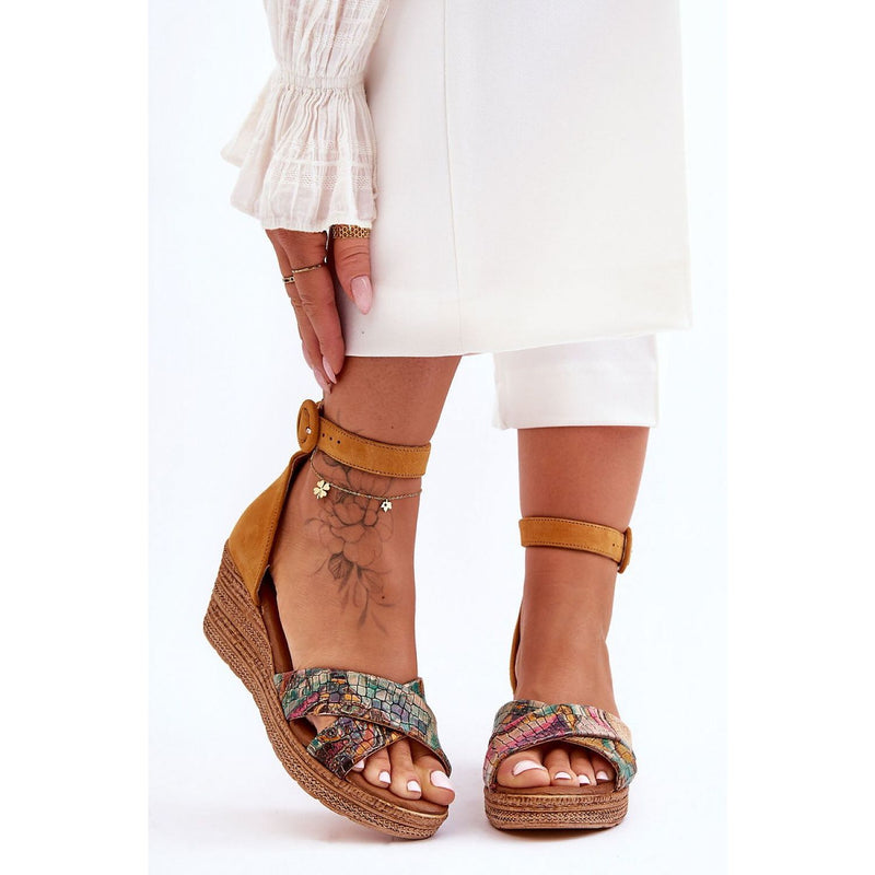 Women's Wedge Sandal Shoes - Quirked Elegance